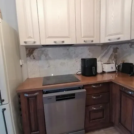 Iglika 2, A13 & A14 شقة بوروفتس