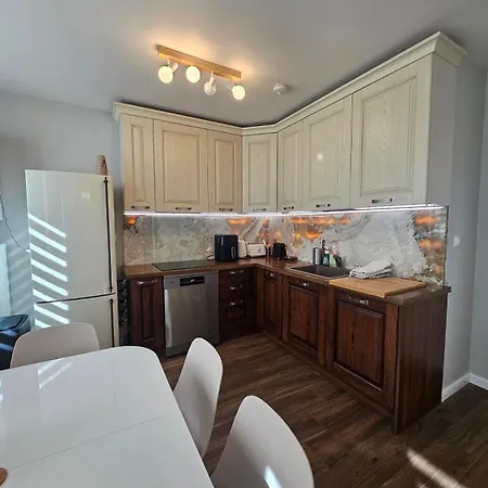 شقة Iglika 2, A13 & A14 *